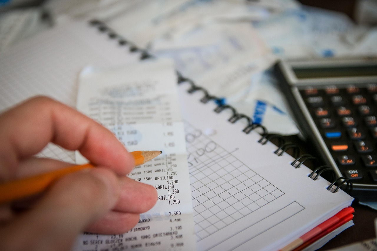 Money, bills, calculator — Automate Recordkeeping with Easy-to-Use General Ledger Software